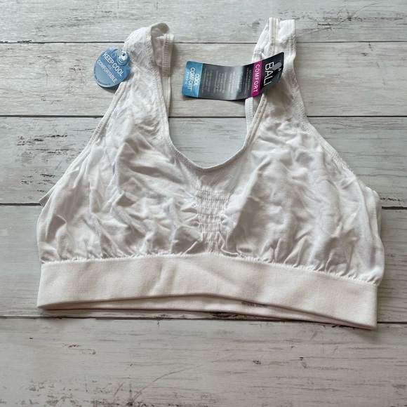 Bali Medium Comfort Bra NWT White M - Picture 2 of 5